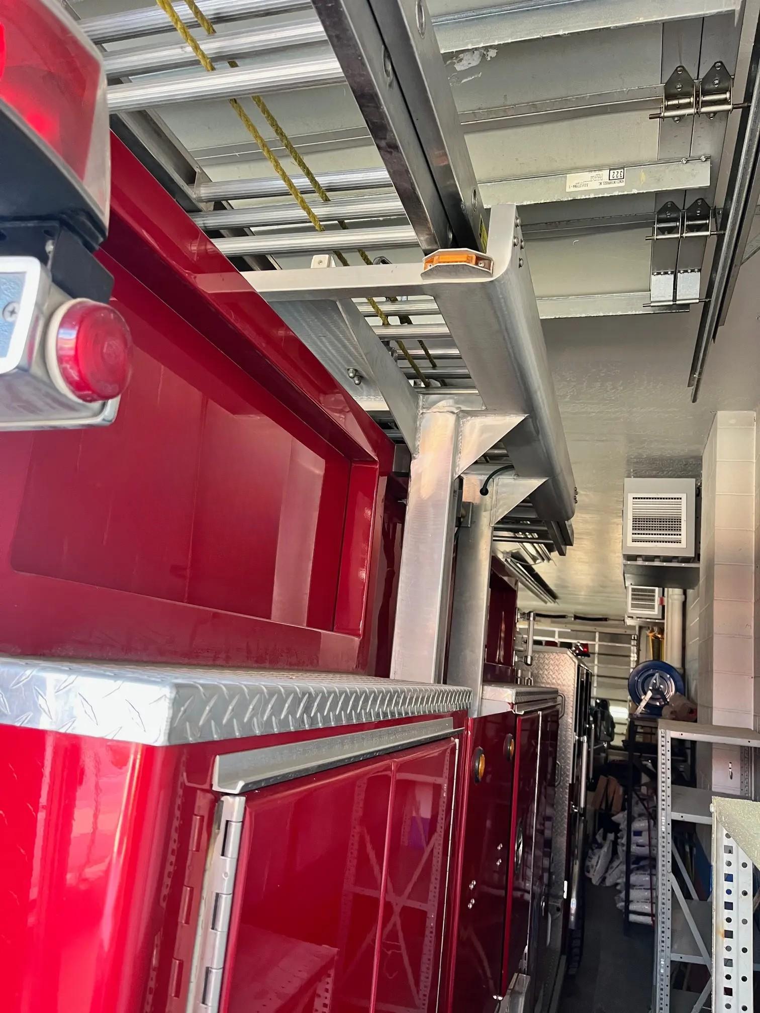 1998 E-One Cyclone Pumper 1500/1000 - image 5