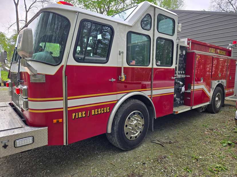 1999 E-One Rescue Pumper — photo 7