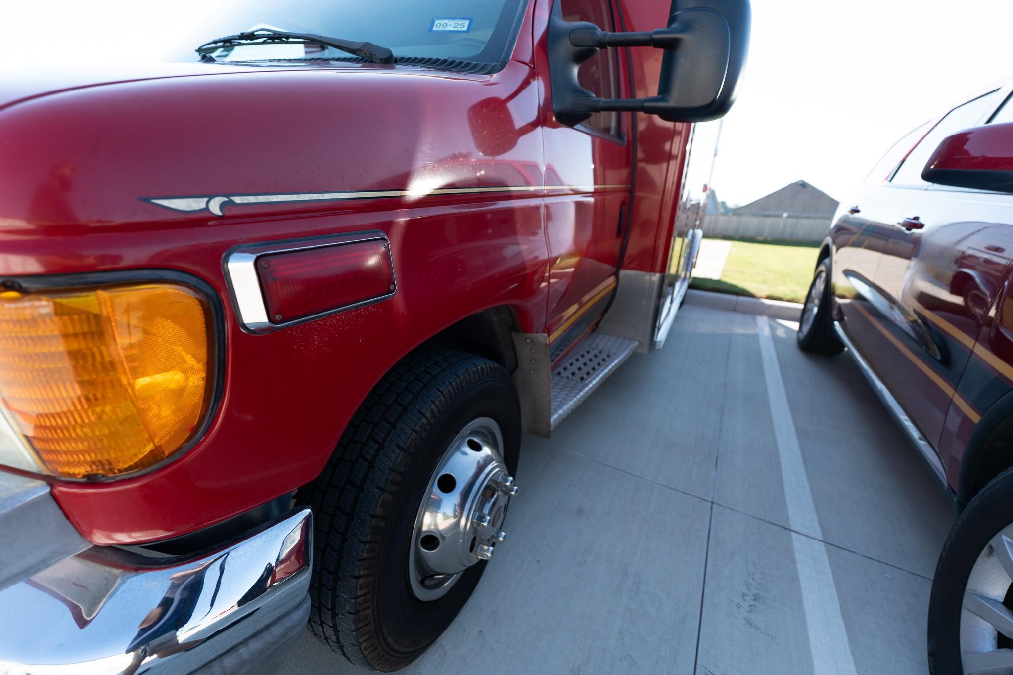 2004 Ford Type III - image 13