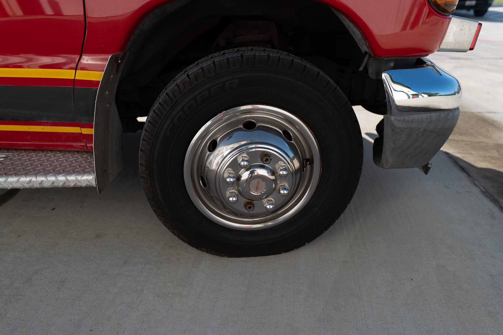 2004 Ford Type III - image 110