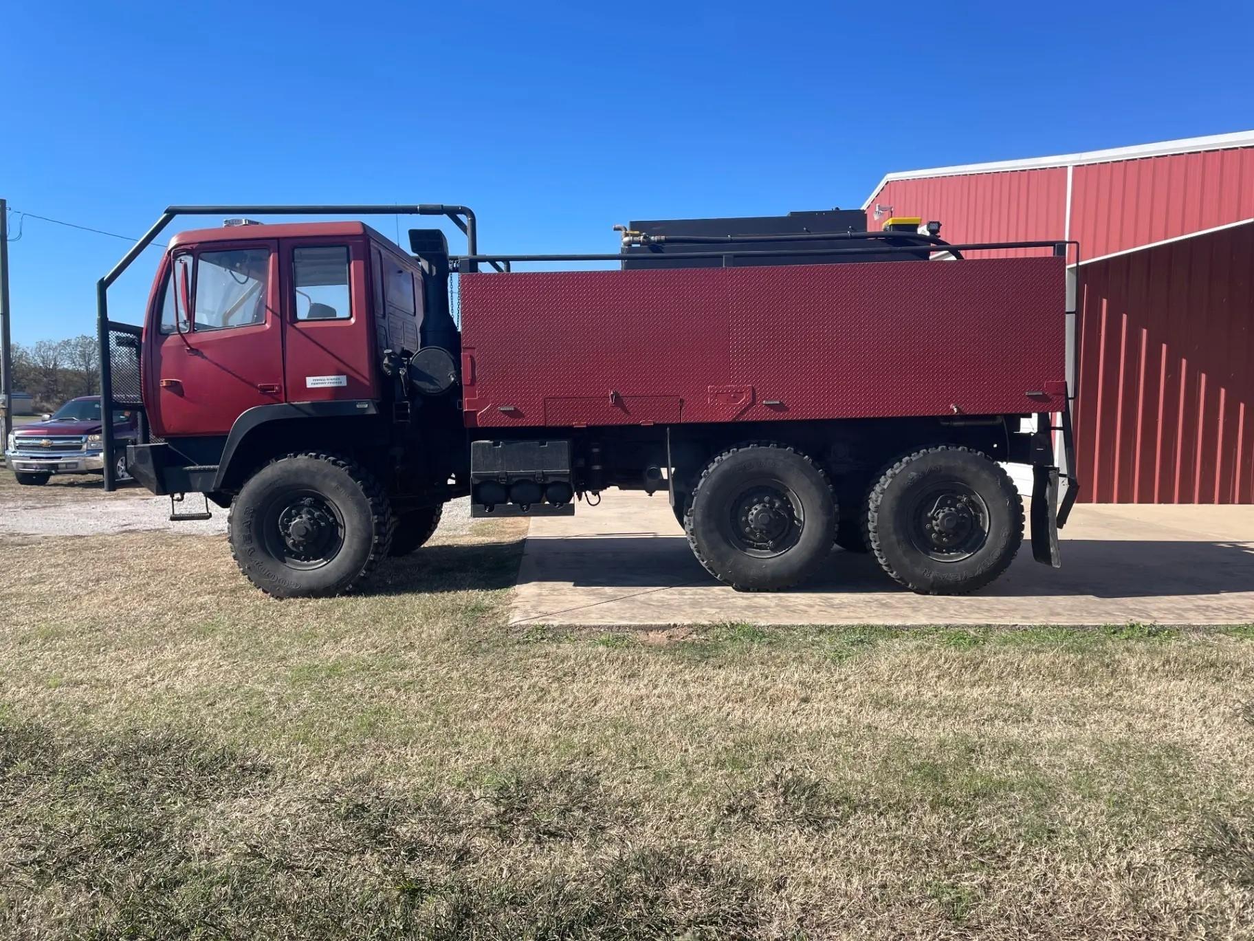 1996 S&S Brush Truck - image 1