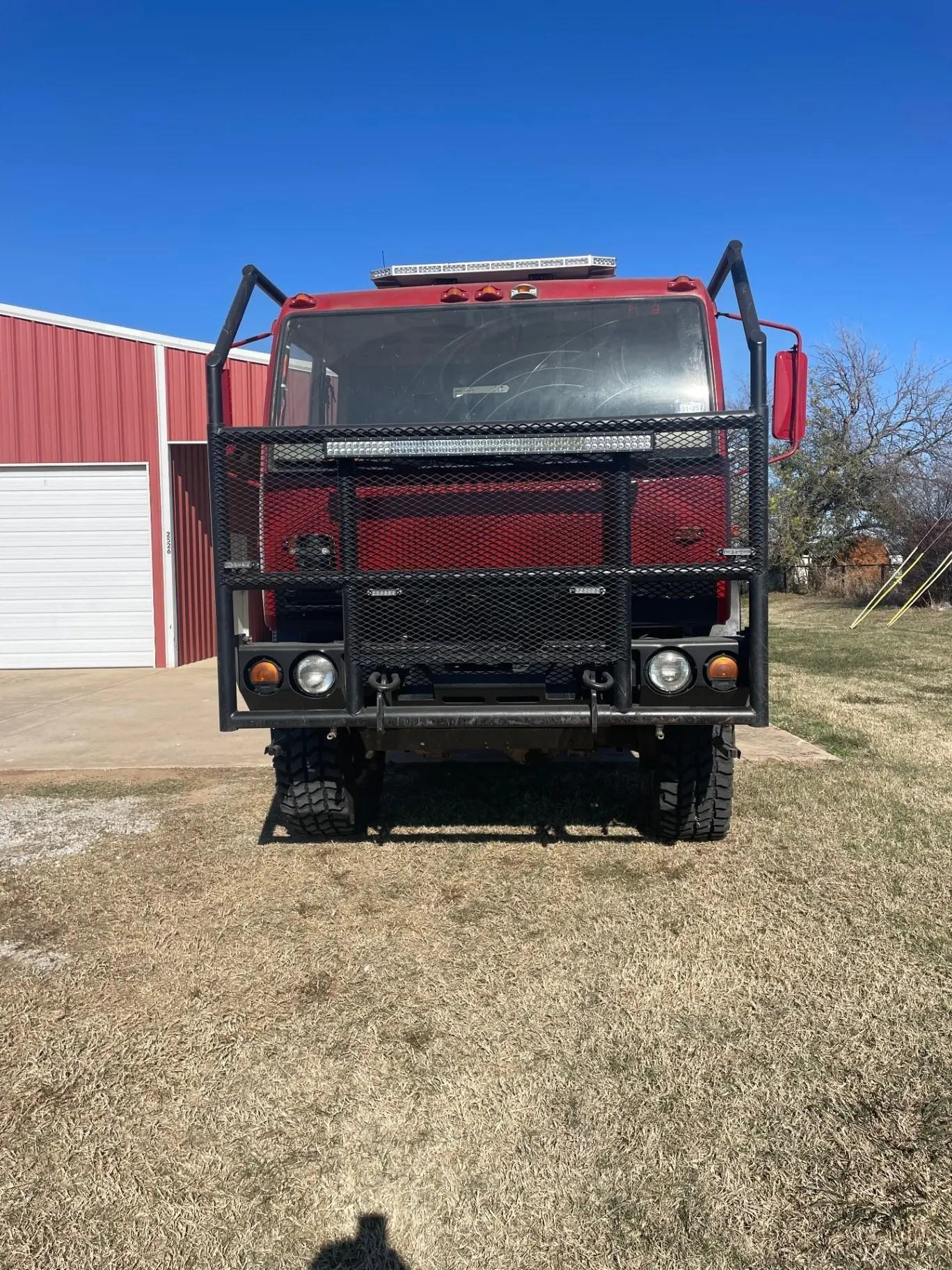 1996 S&S Brush Truck - image 3