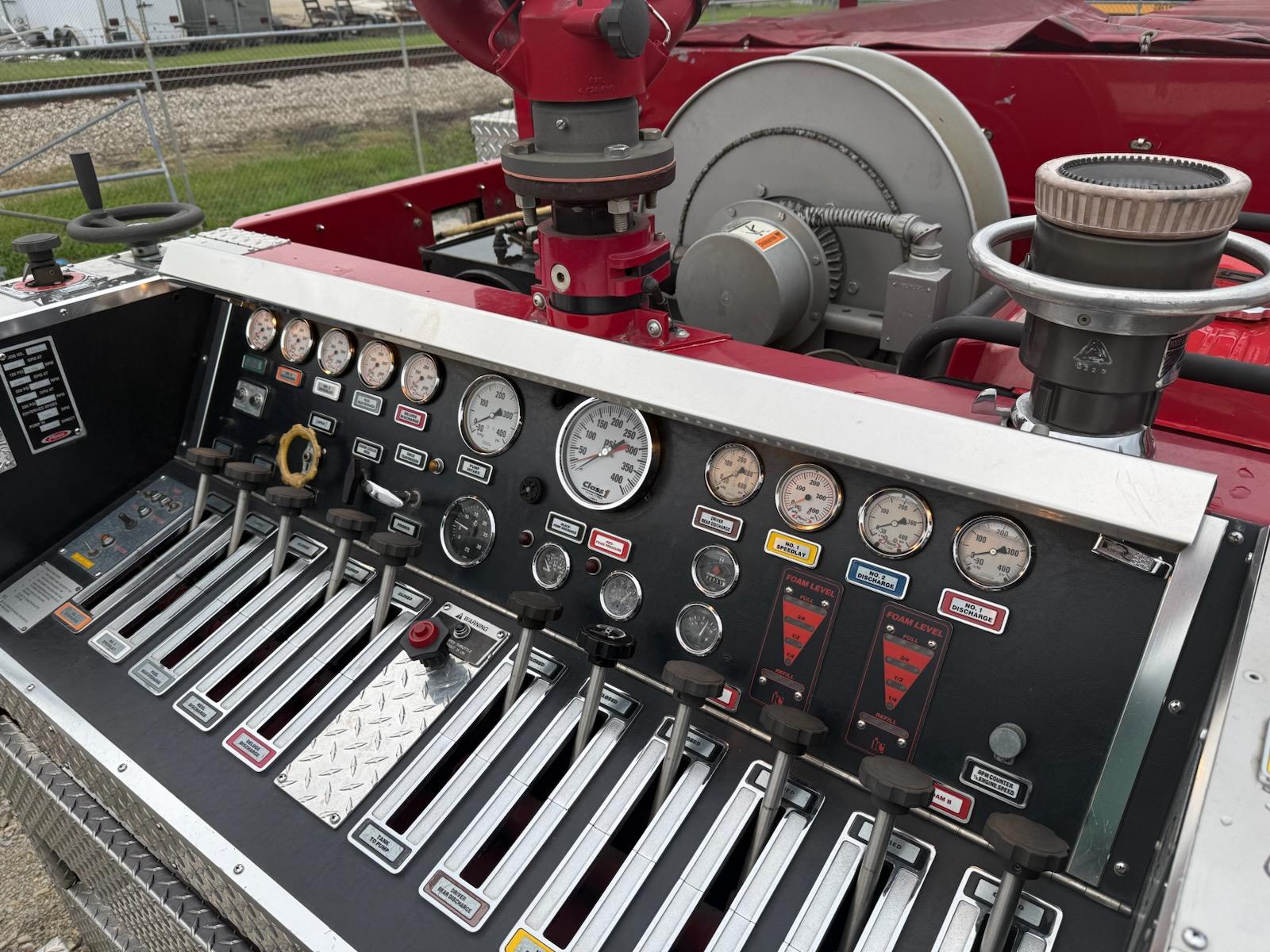 1997 Pierce Saber Pumper - image 11