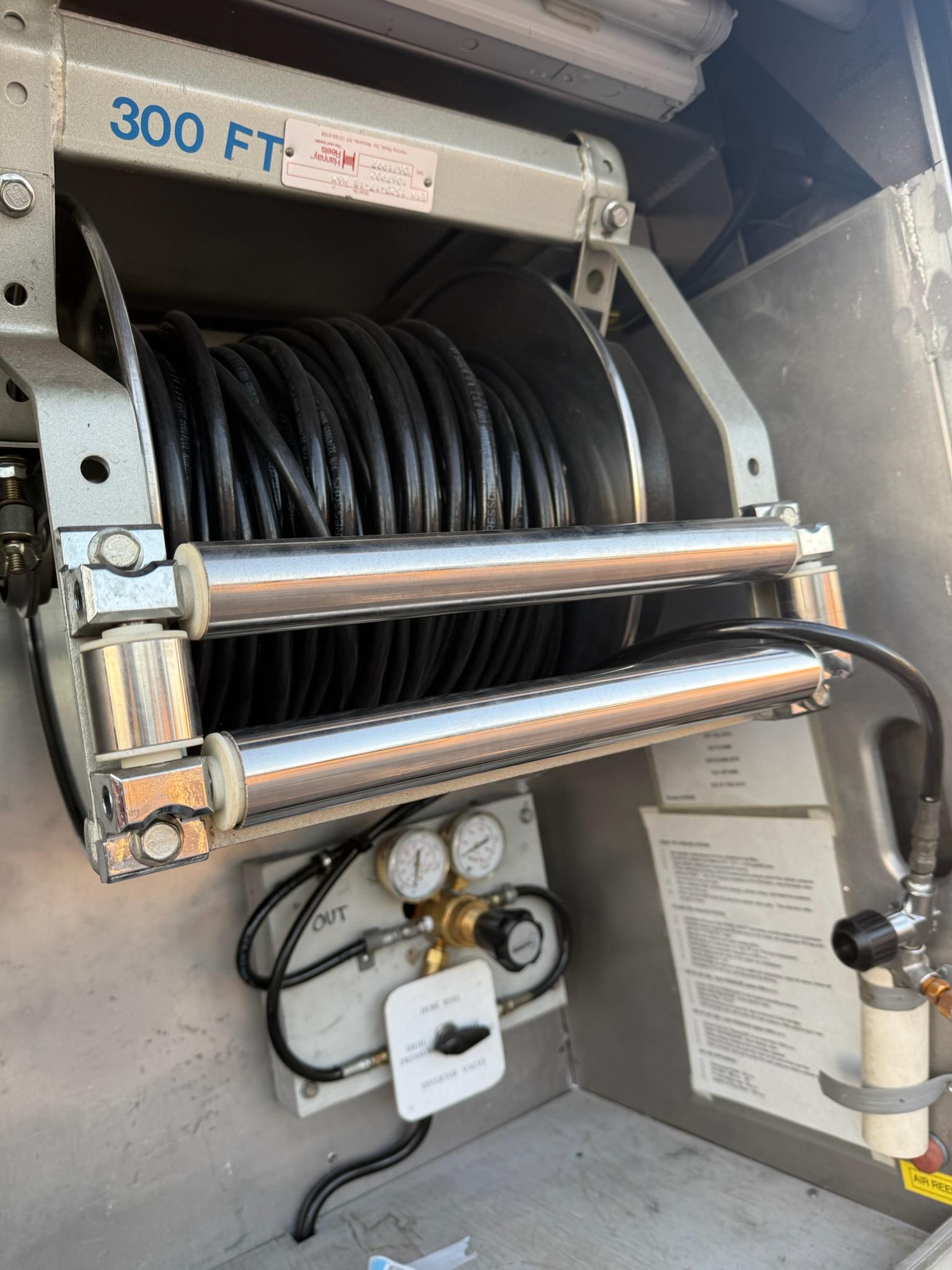 1976 Mack MB-600 / Hackney Air & Utility Unit - image 11