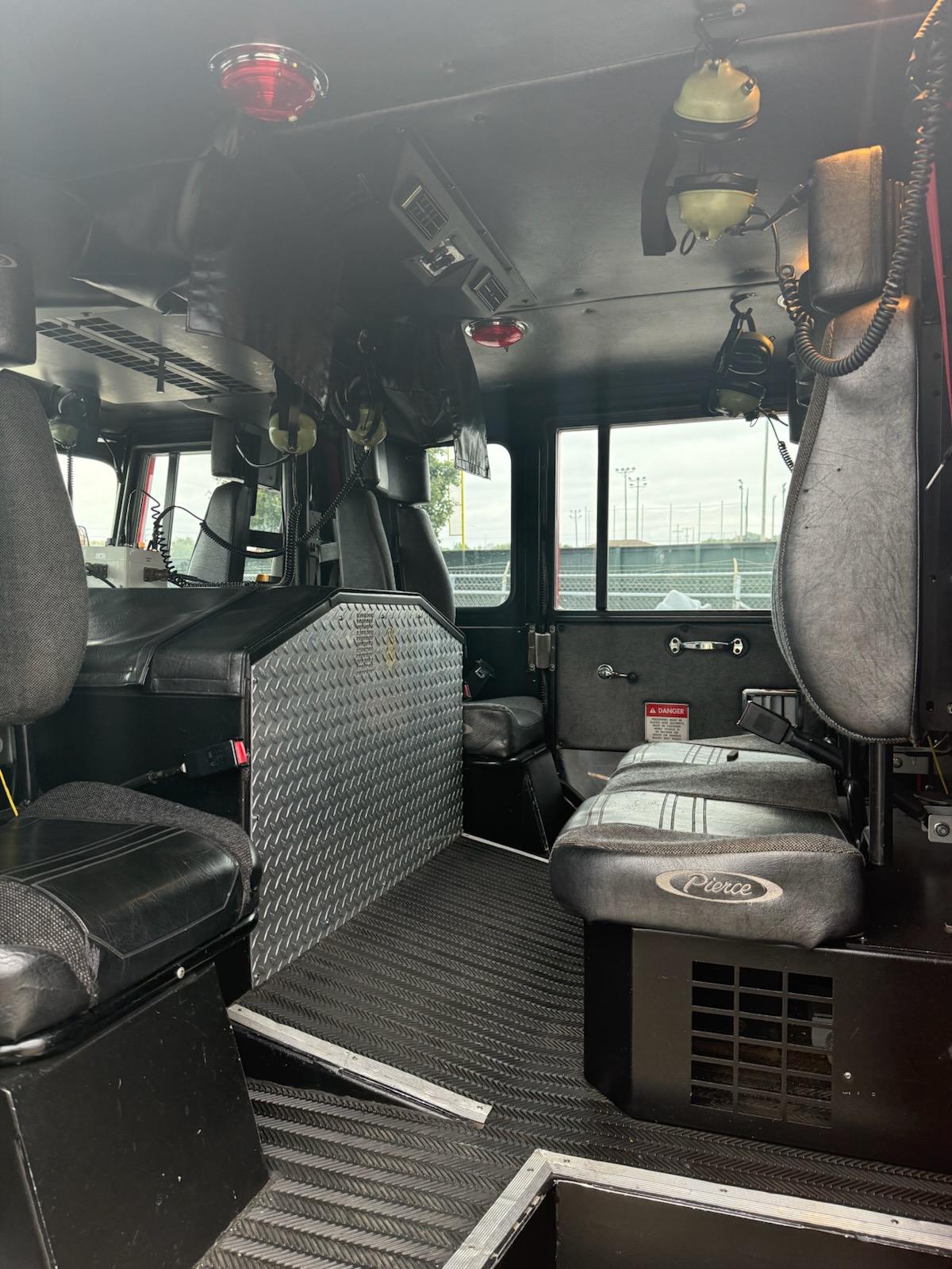 1997 Pierce Saber Pumper - image 6