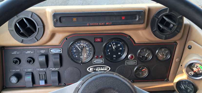 1995 E-One Heavy Rescue — photo 8