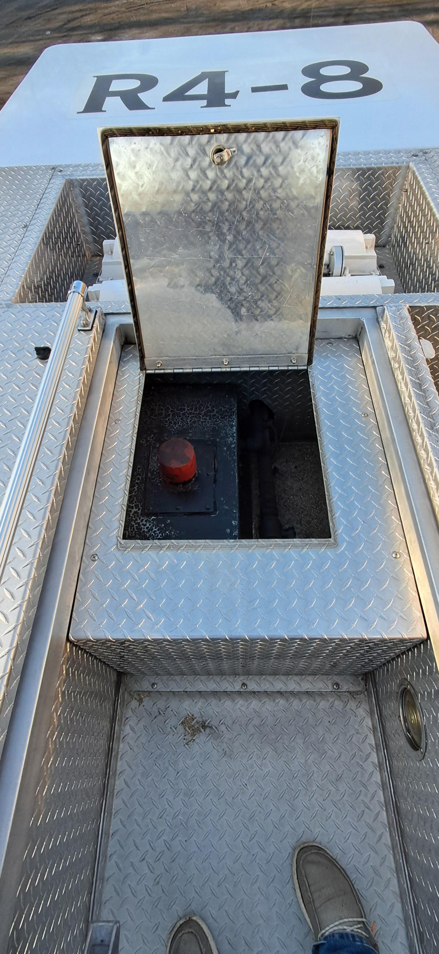 1995 E-One Heavy Rescue - image 29