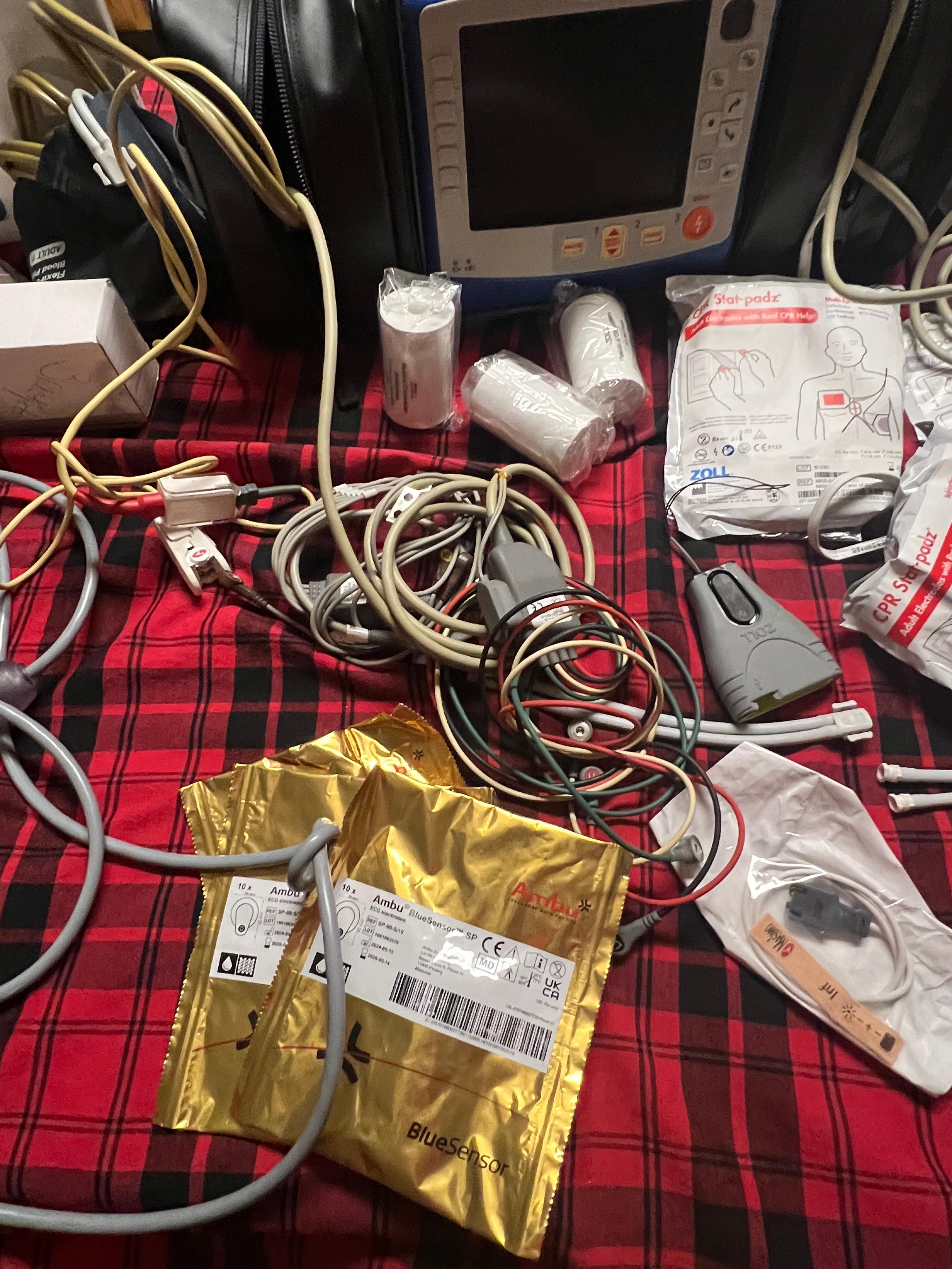 Zoll X series advanced 12 lead monitor defibrillator - image 6
