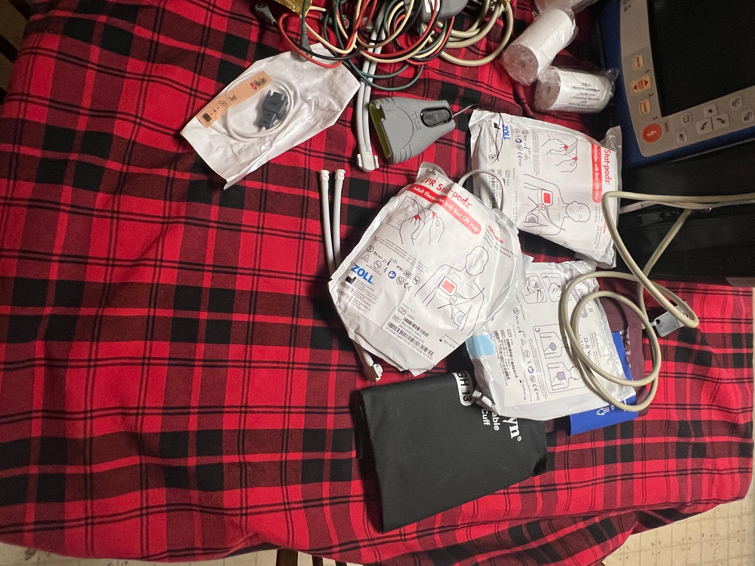 Zoll X series advanced 12 lead monitor defibrillator - image 4