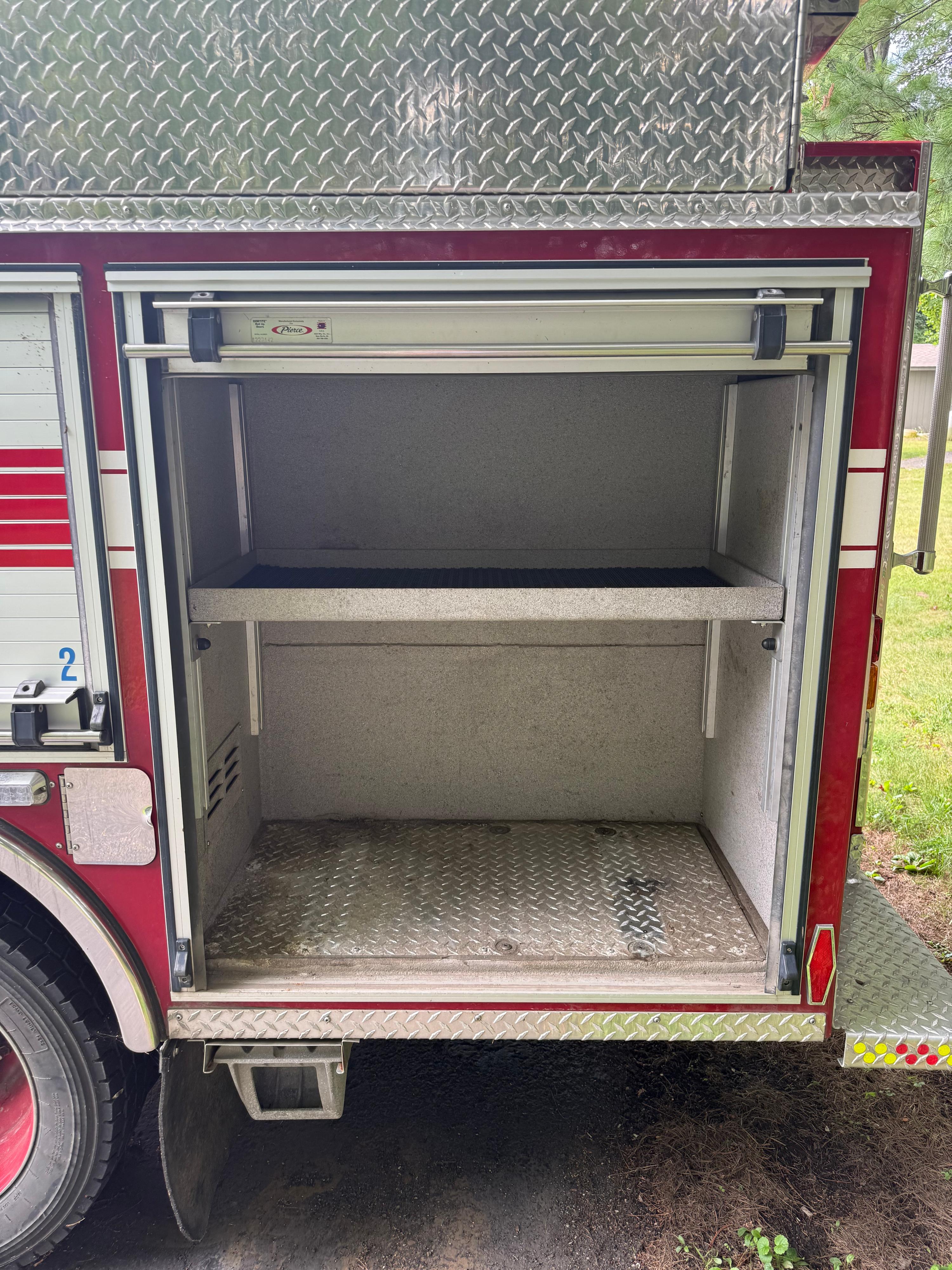 2009 Pierce Ford 4x4 Mini Pumper - image 14