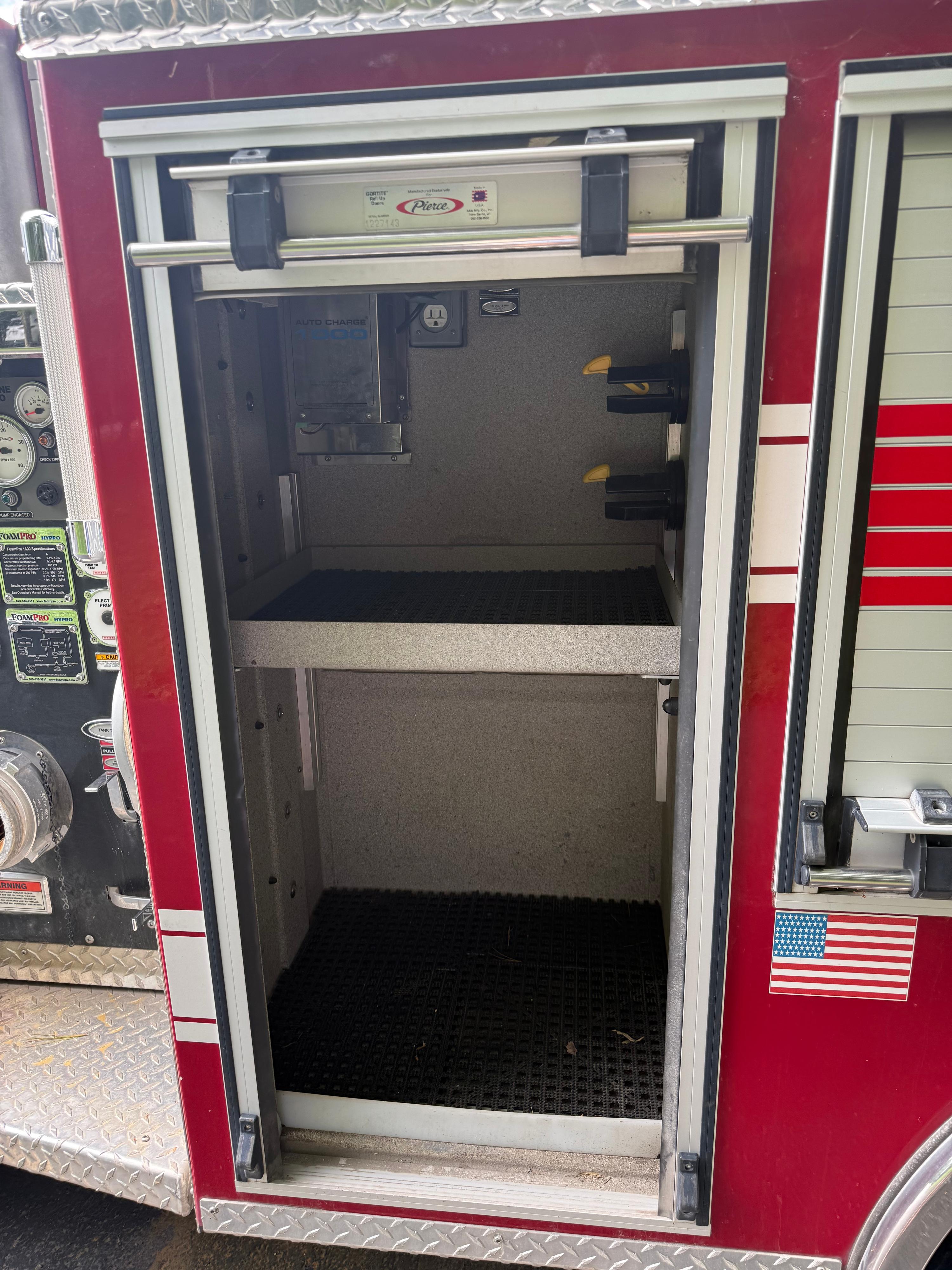 2009 Pierce Ford 4x4 Mini Pumper - image 16