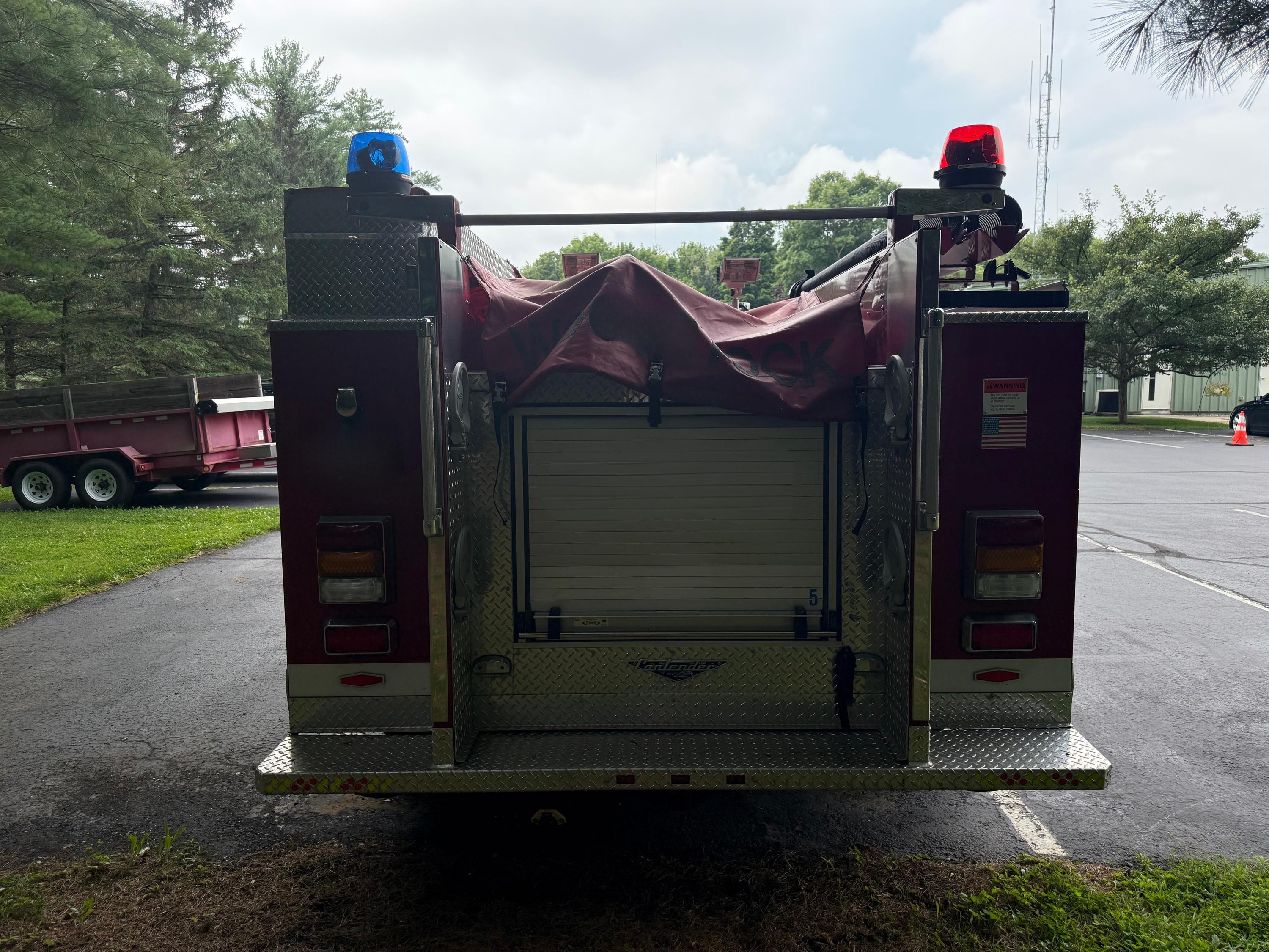 2009 Pierce Ford 4x4 Mini Pumper - image 10