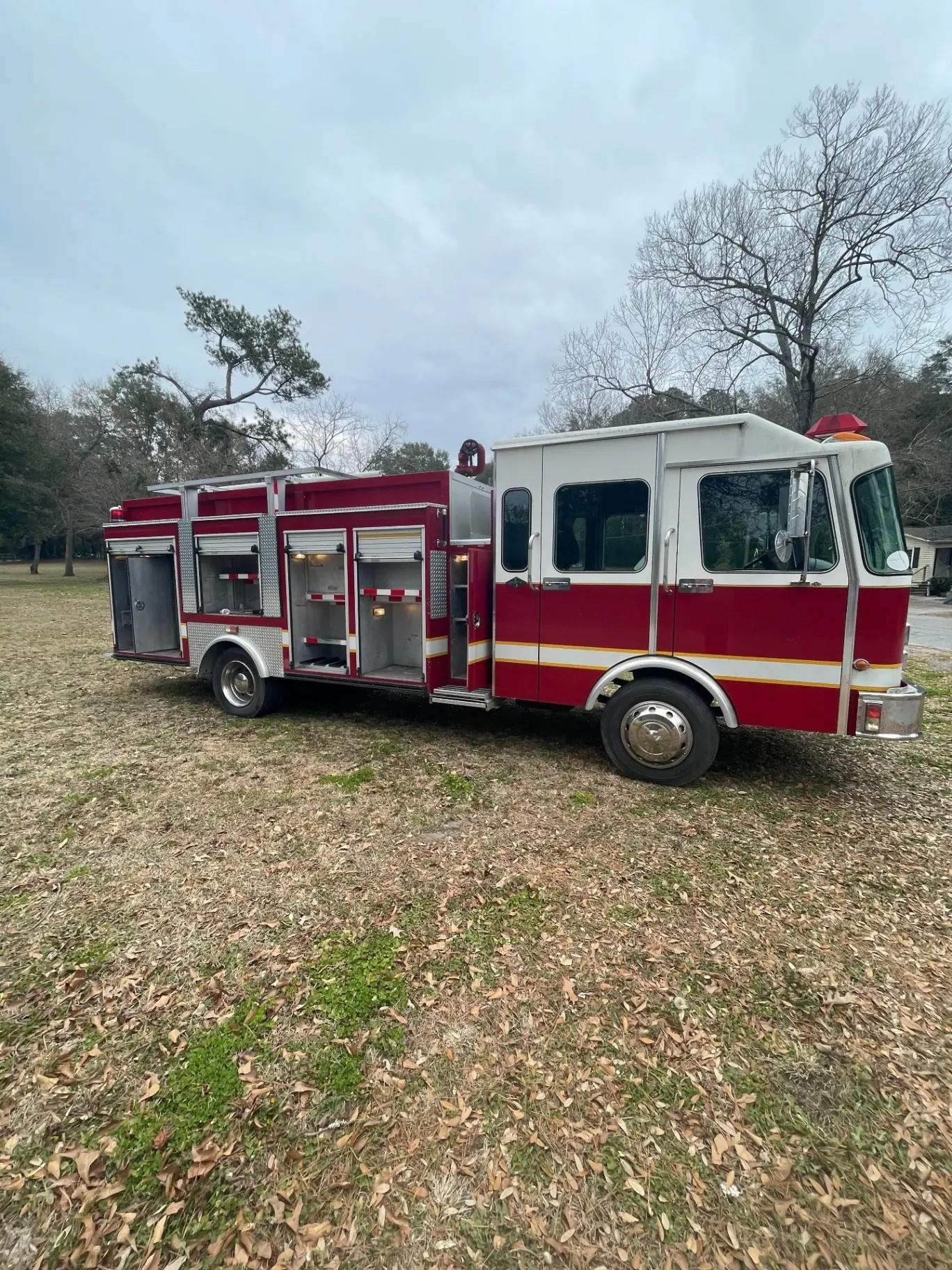 1994 Spartan Pumper Tanker - image 26