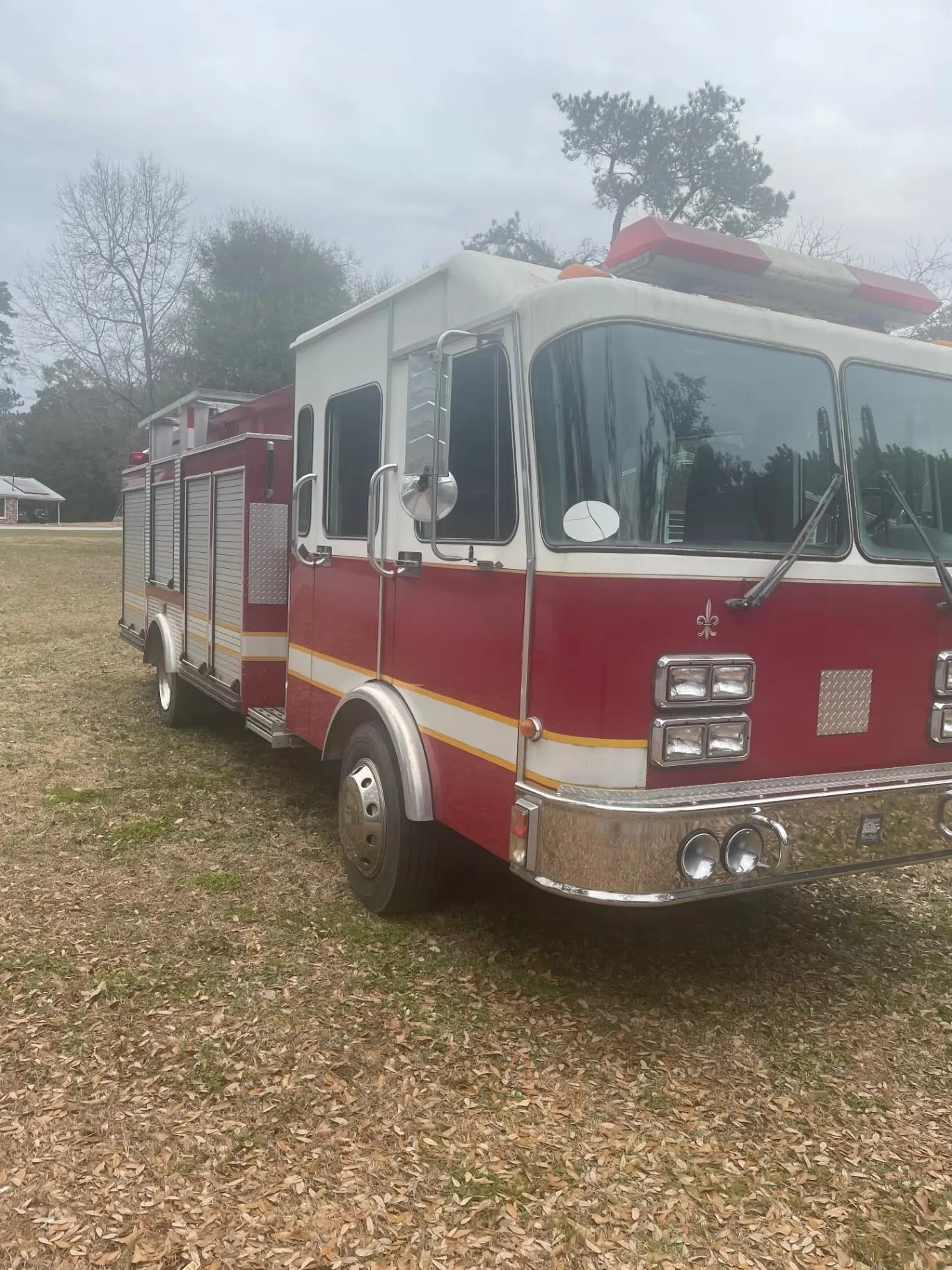 1994 Spartan Pumper Tanker - image 15
