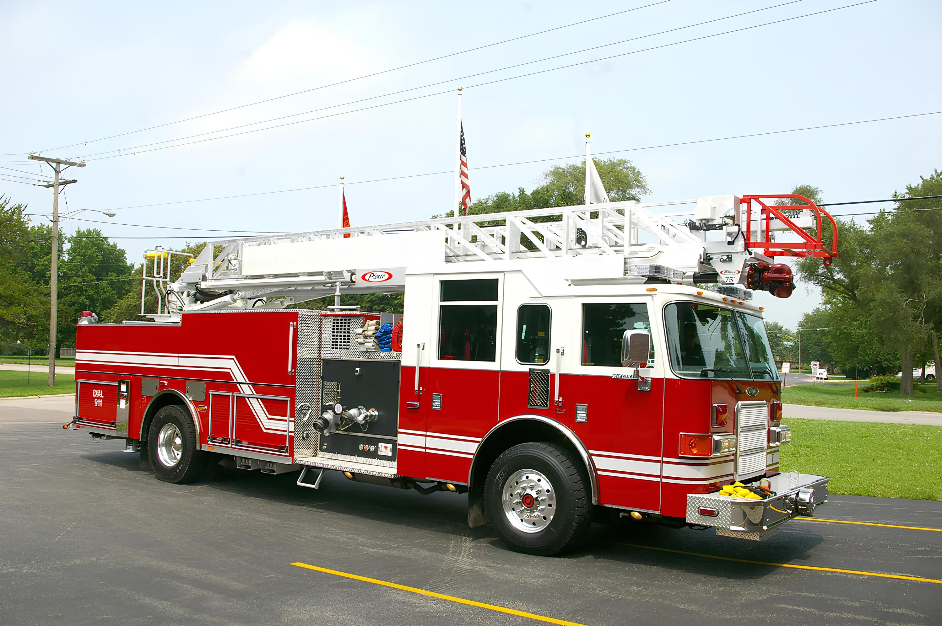 2007 Pierce Enforcer 75' - image 2