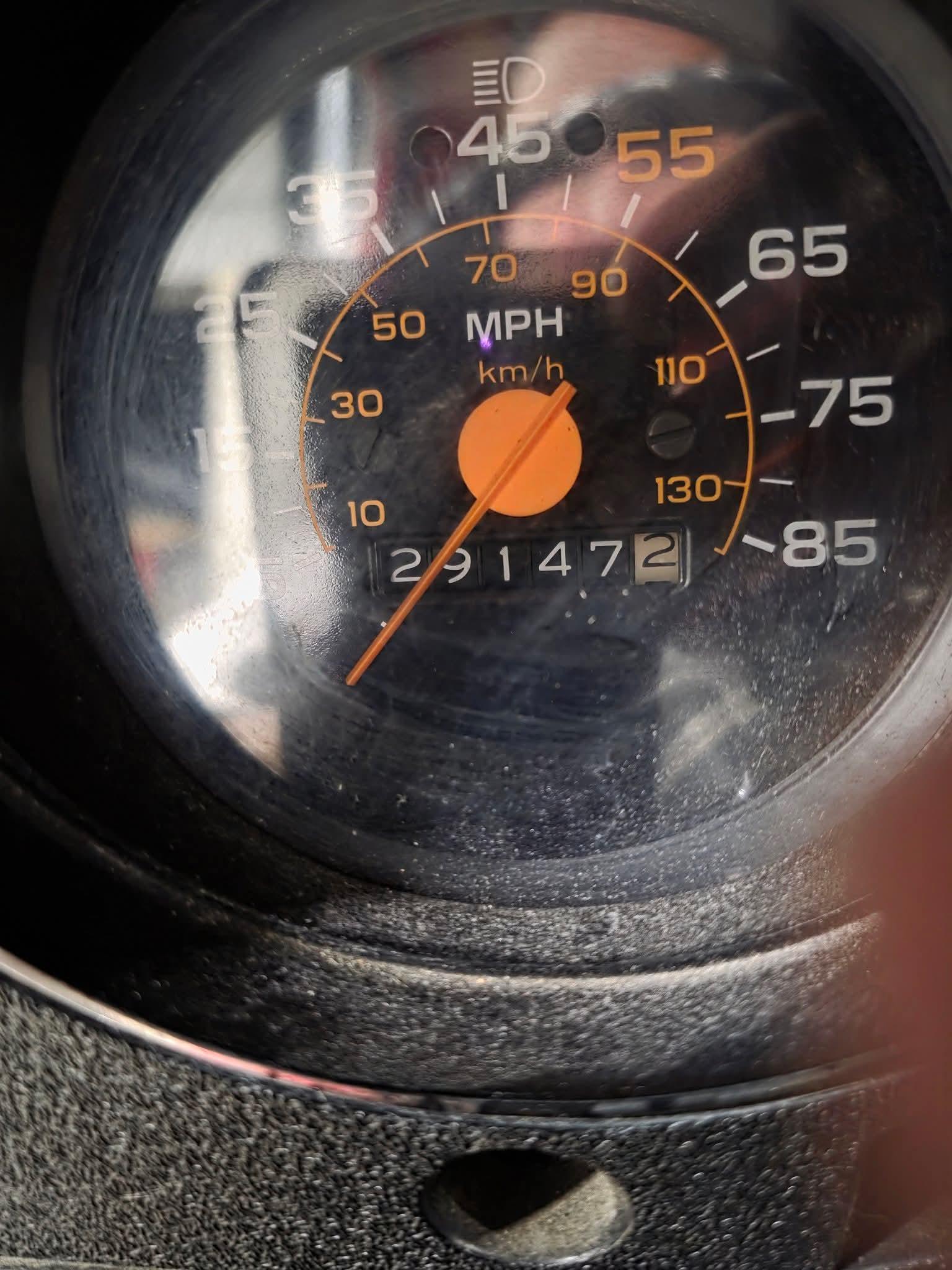 1985 GMC - image 2