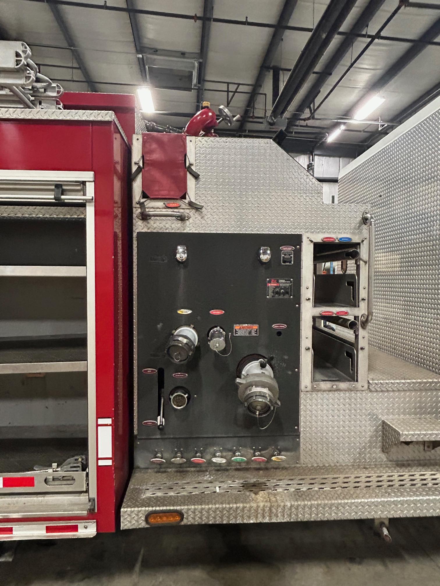 2012 Alexis HME Pumper Tanker - image 7
