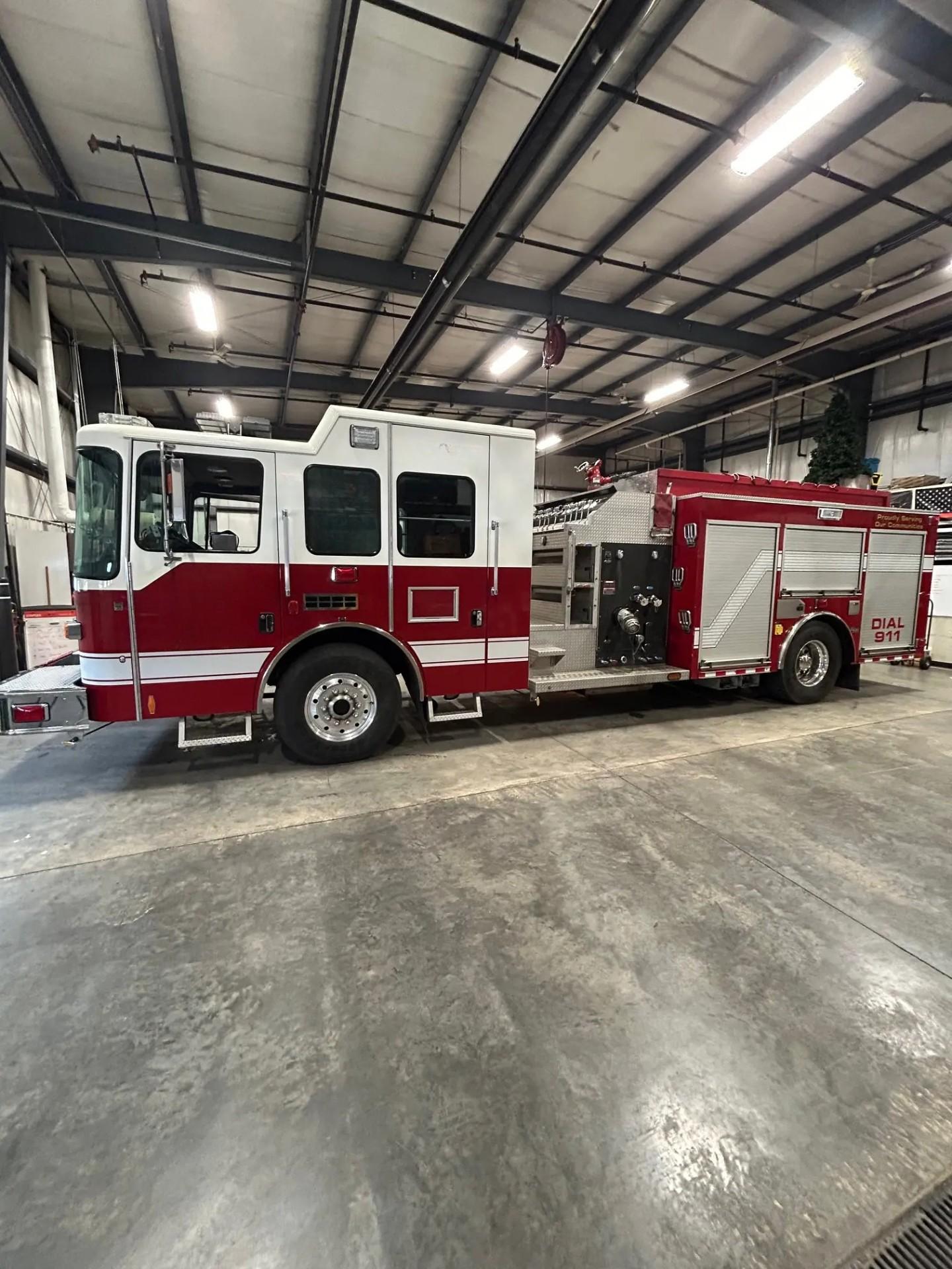 2012 Alexis HME Pumper Tanker - image 1