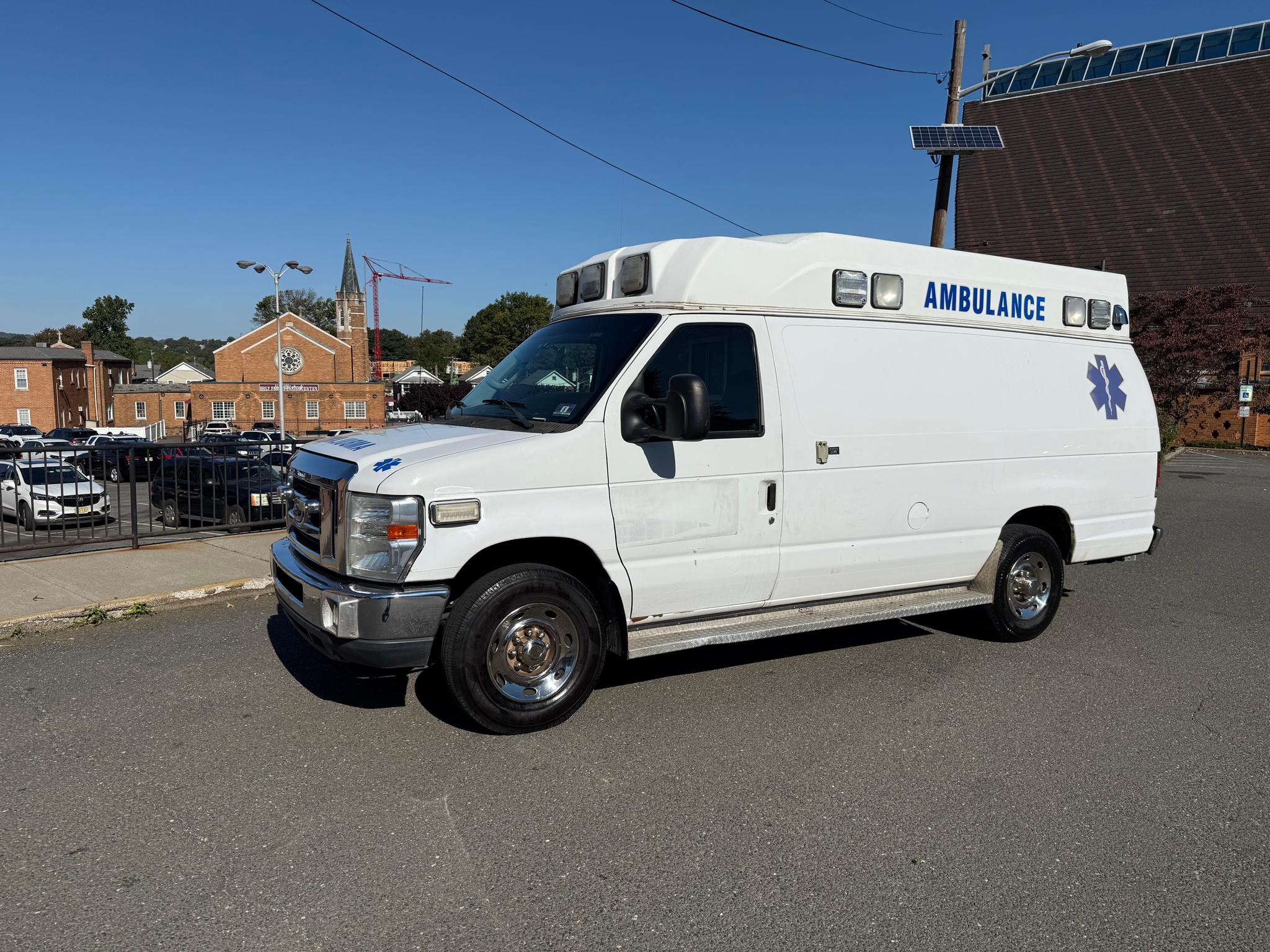 2012 Ford E350 Type II Ambulance - image 5