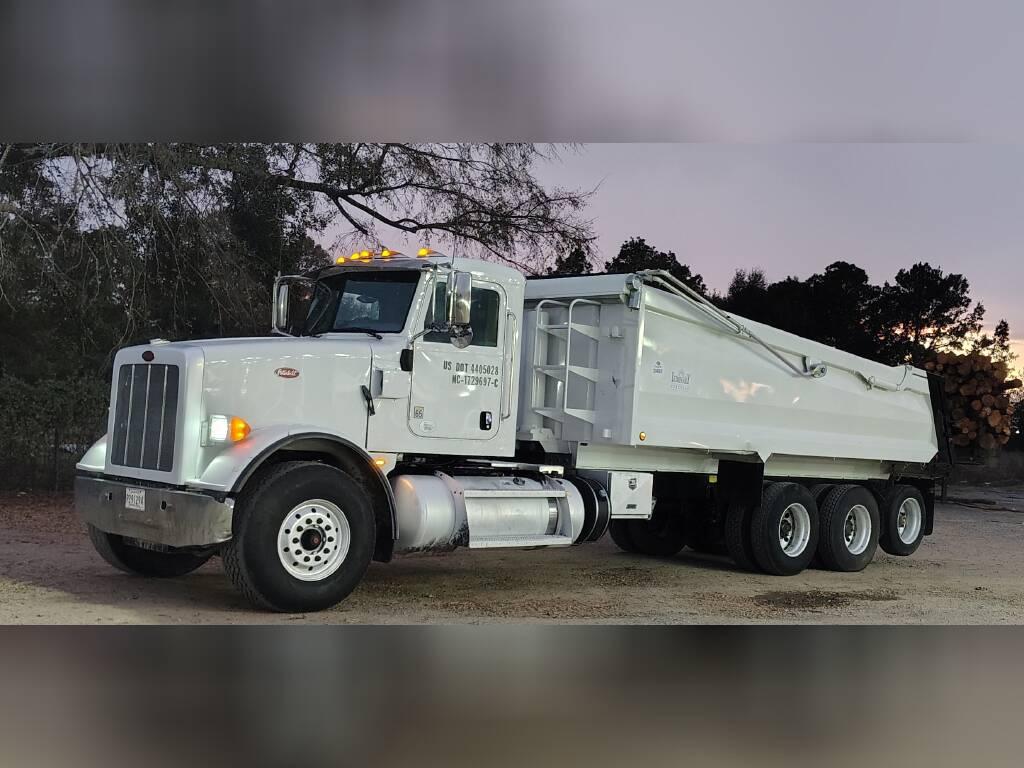 2019 Peterbilt 365 Dump Truck - image 1