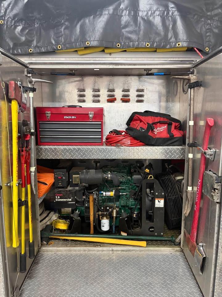 1998 E-One Freightliner Pumper - image 12