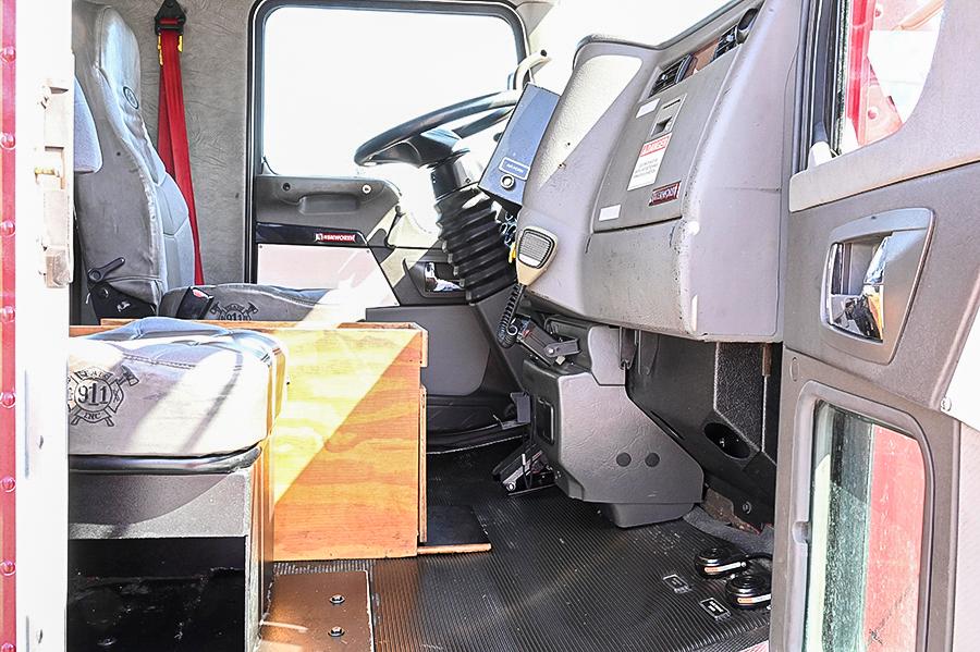 2007 Kenworth/Pierce 1250/1000 Rural Pumper - image 11