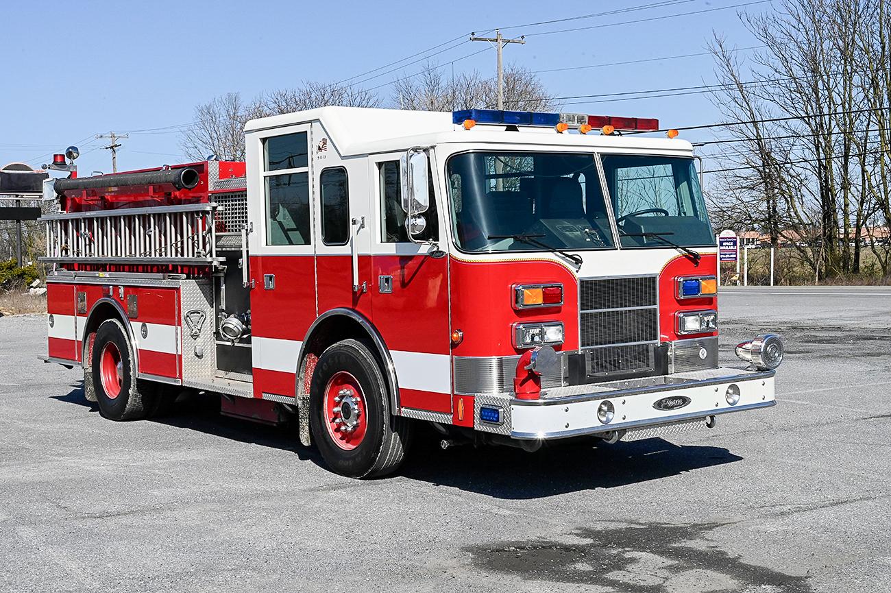 2002 Pierce Saber 1250/1000 Rural Pumper - image 2