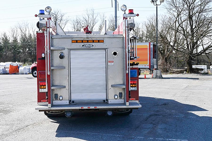 2002 Pierce Saber 1250/1000 Rural Pumper - image 14