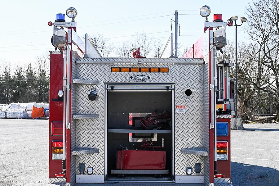 2002 Pierce Saber 1250/1000 Rural Pumper - image 15