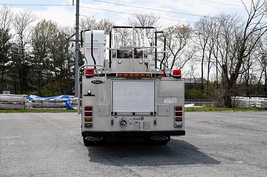 2003 Pierce 75′ Quint 1500/400 - image 17