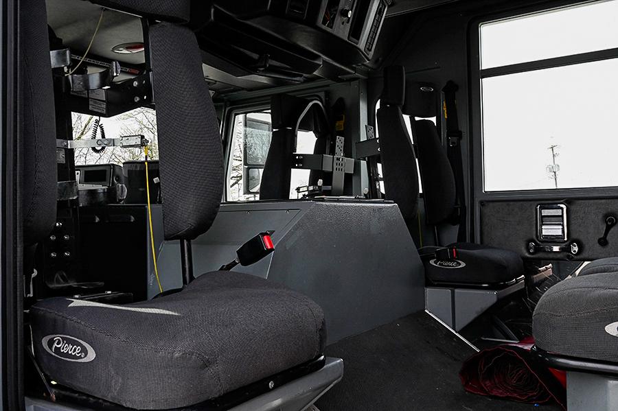2003 Pierce 75′ Quint 1500/400 - image 19