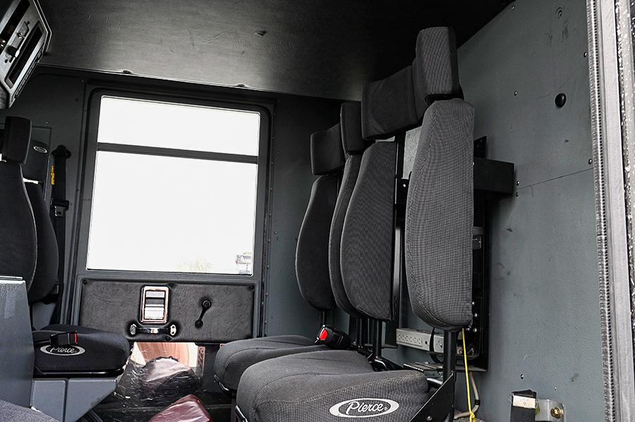 2003 Pierce 75′ Quint 1500/400 - image 20