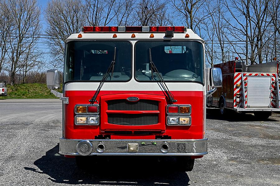 2003 E-One 1500/1250 Rural Pumper With rear dump - image 5