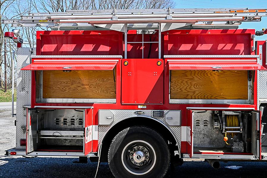2003 E-One 1500/1250 Rural Pumper With rear dump - image 11