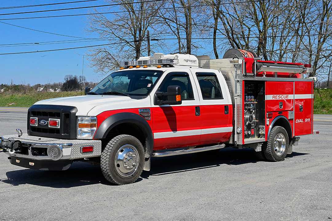 2009 Ford/4 Guys 4X4 Mini Pumper 1000 GPM/290 Tank