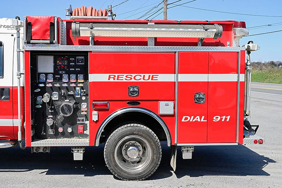 2009 Ford/4 Guys 4X4 Mini Pumper 1000 GPM/290 Tank - image 5