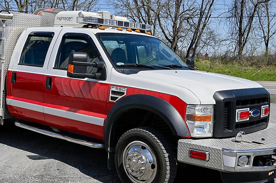 2009 Ford/4 Guys 4X4 Mini Pumper 1000 GPM/290 Tank - image 7