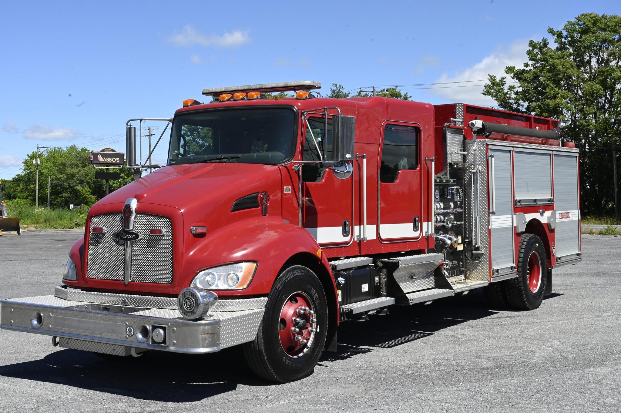 2014 Kenworth/Pierce 1250/1000 Rural Pumper - image 1