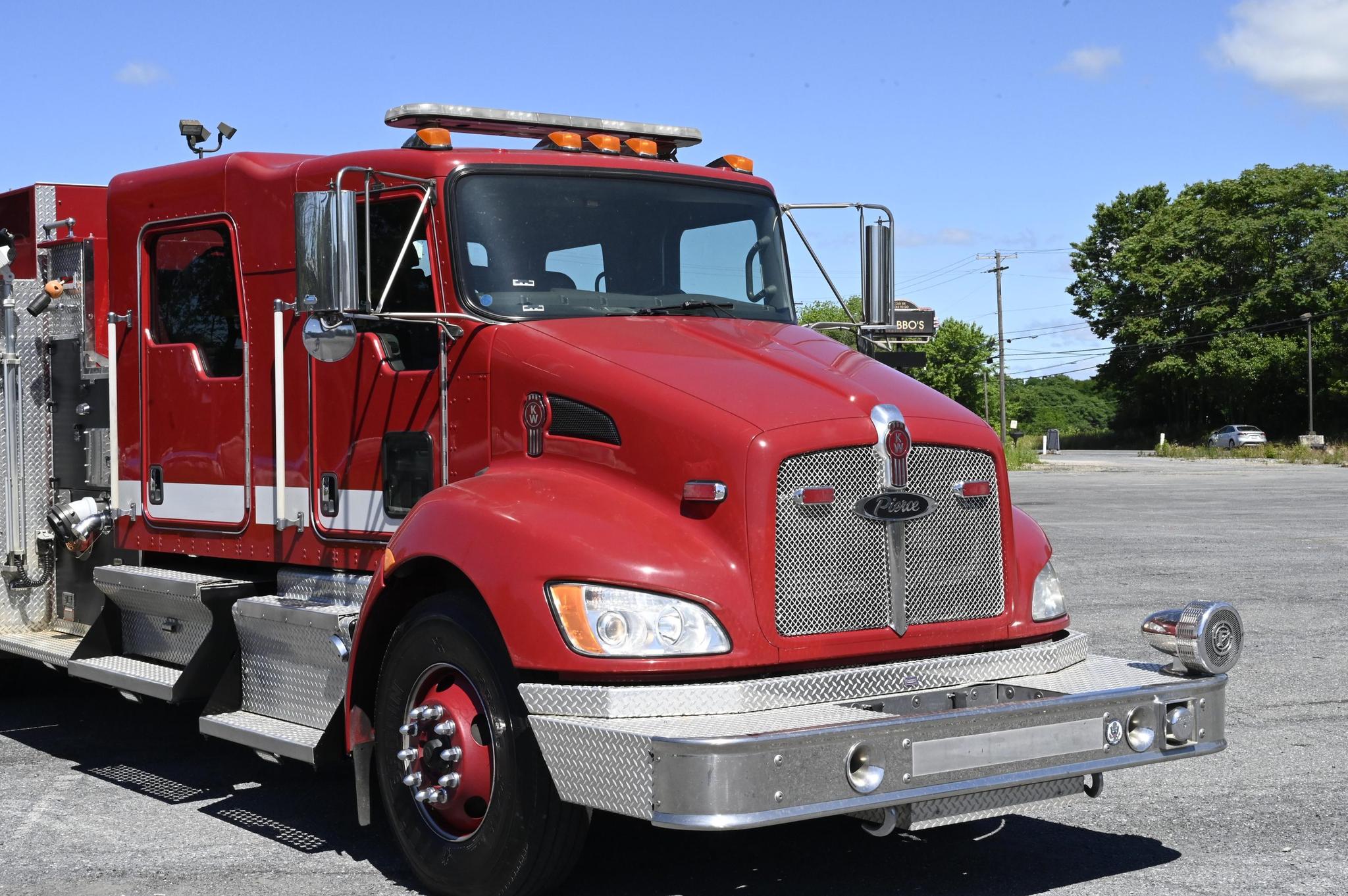 2014 Kenworth/Pierce 1250/1000 Rural Pumper - image 5