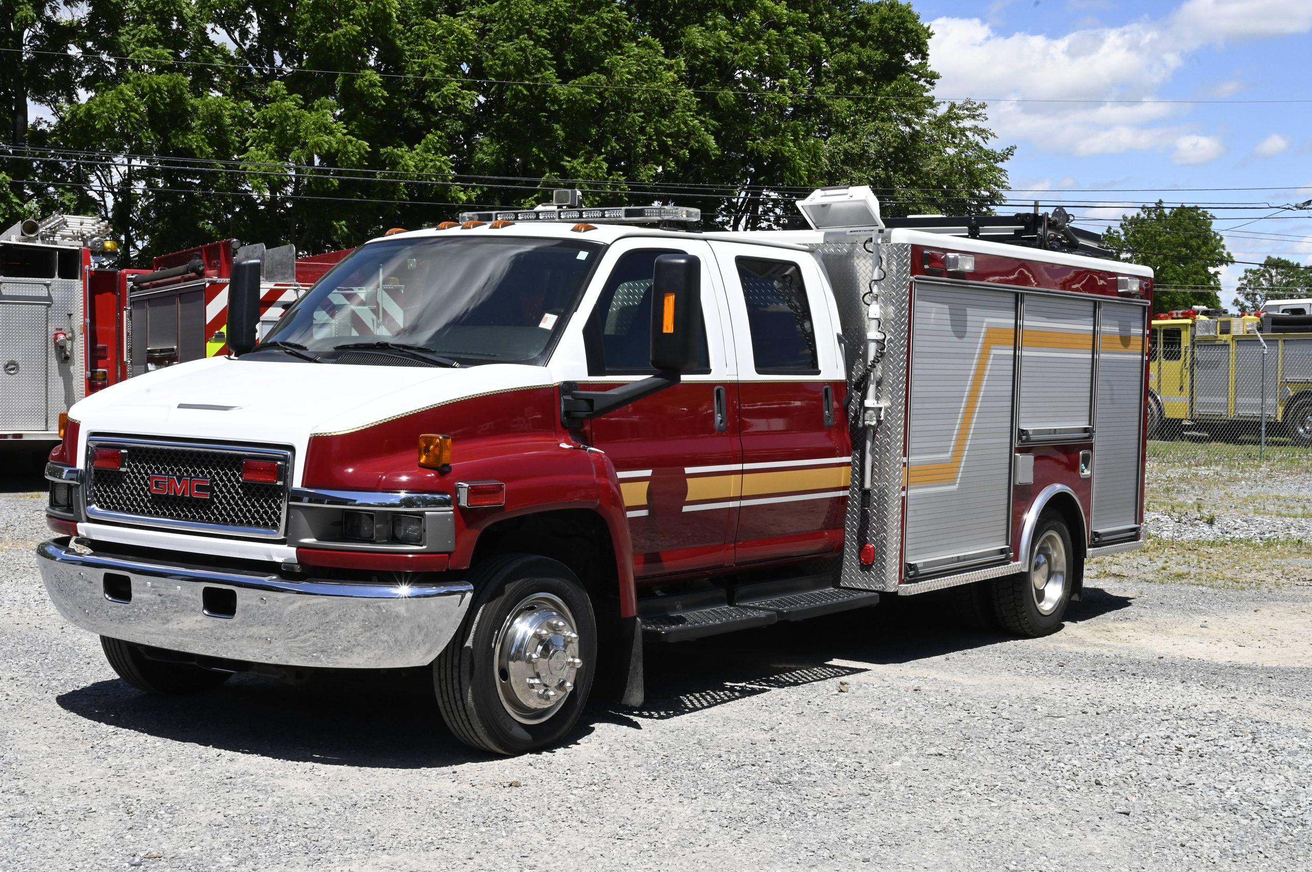 2008 GMC Medium Duty Rescue / Utility / Traffic Truck - image 1