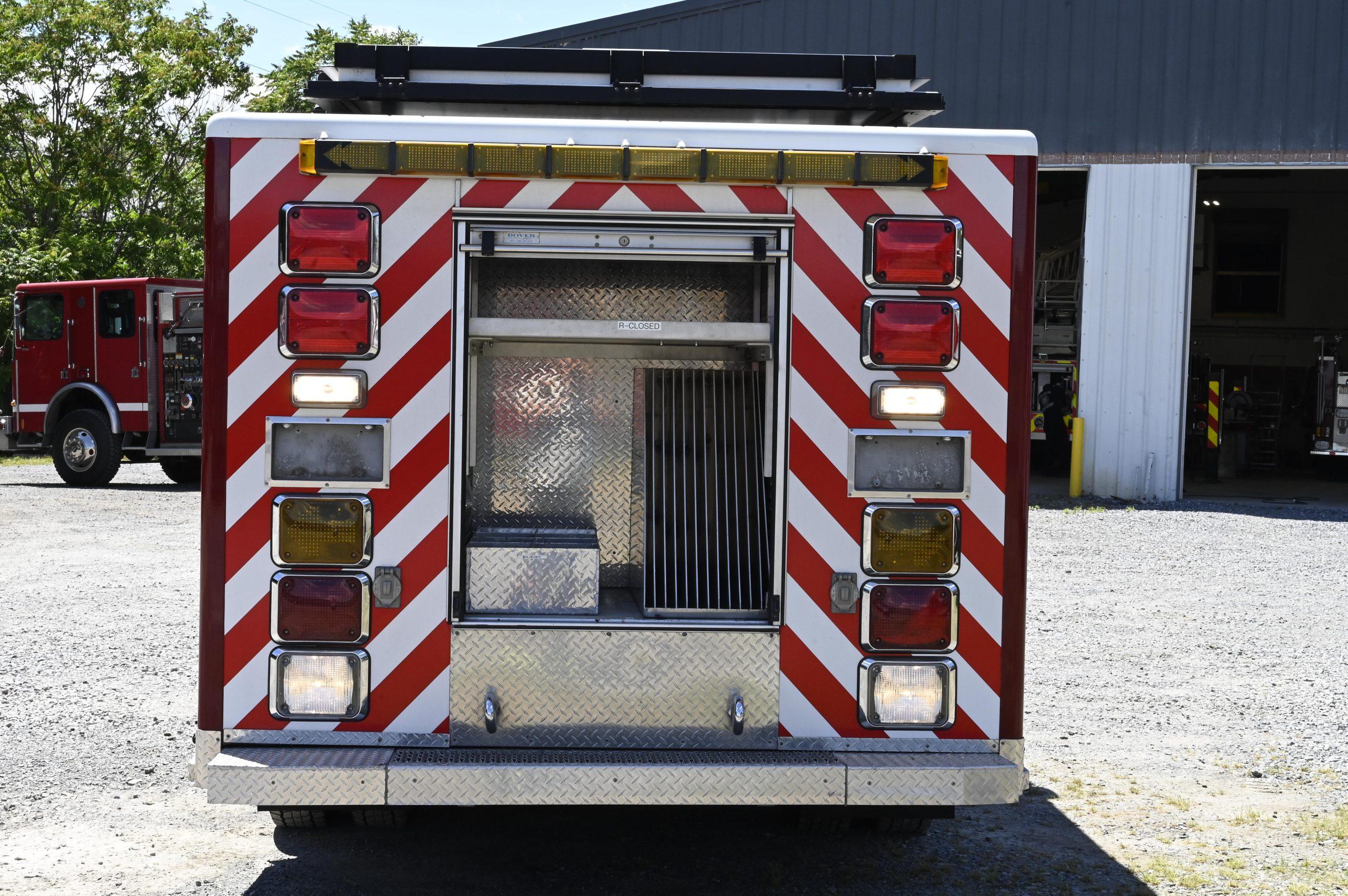 2008 GMC Medium Duty Rescue / Utility / Traffic Truck - image 13