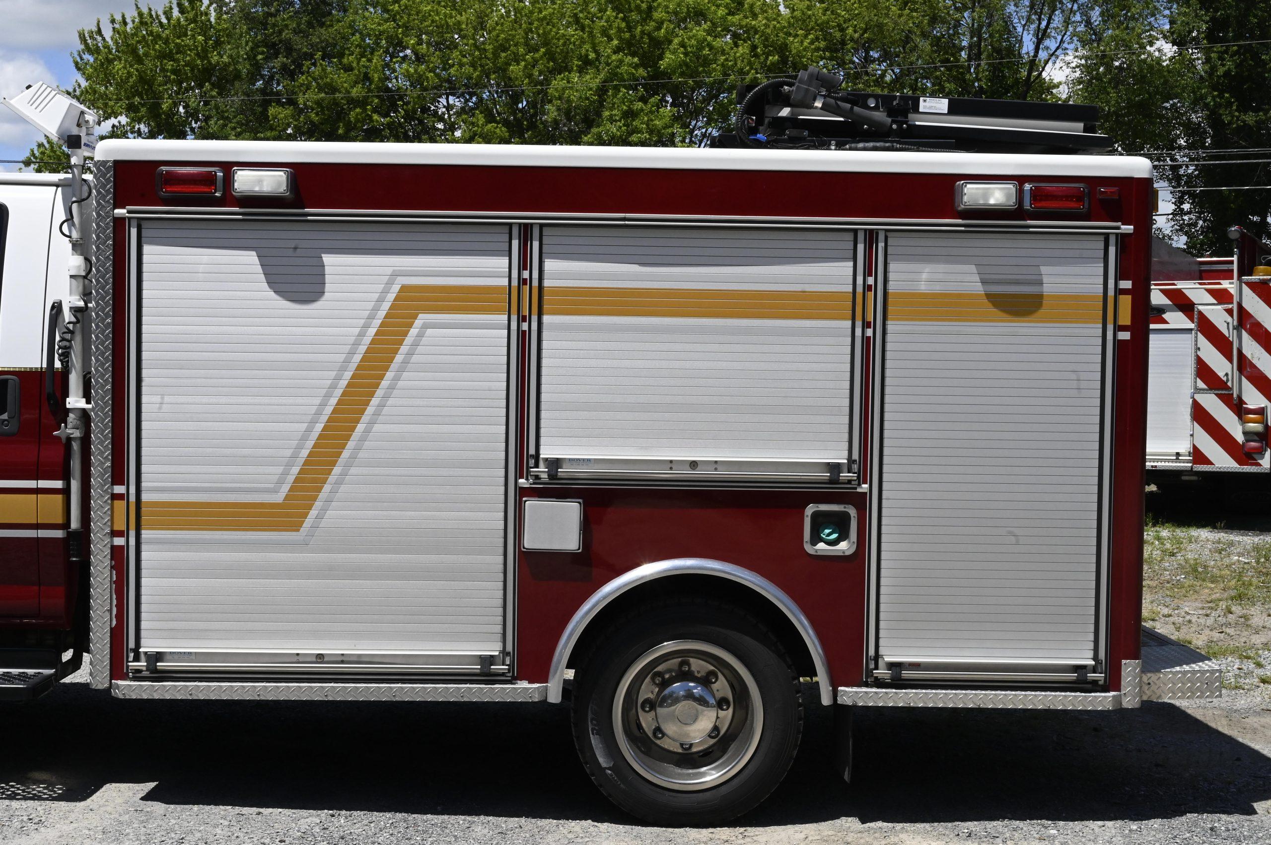 2008 GMC Medium Duty Rescue / Utility / Traffic Truck - image 15