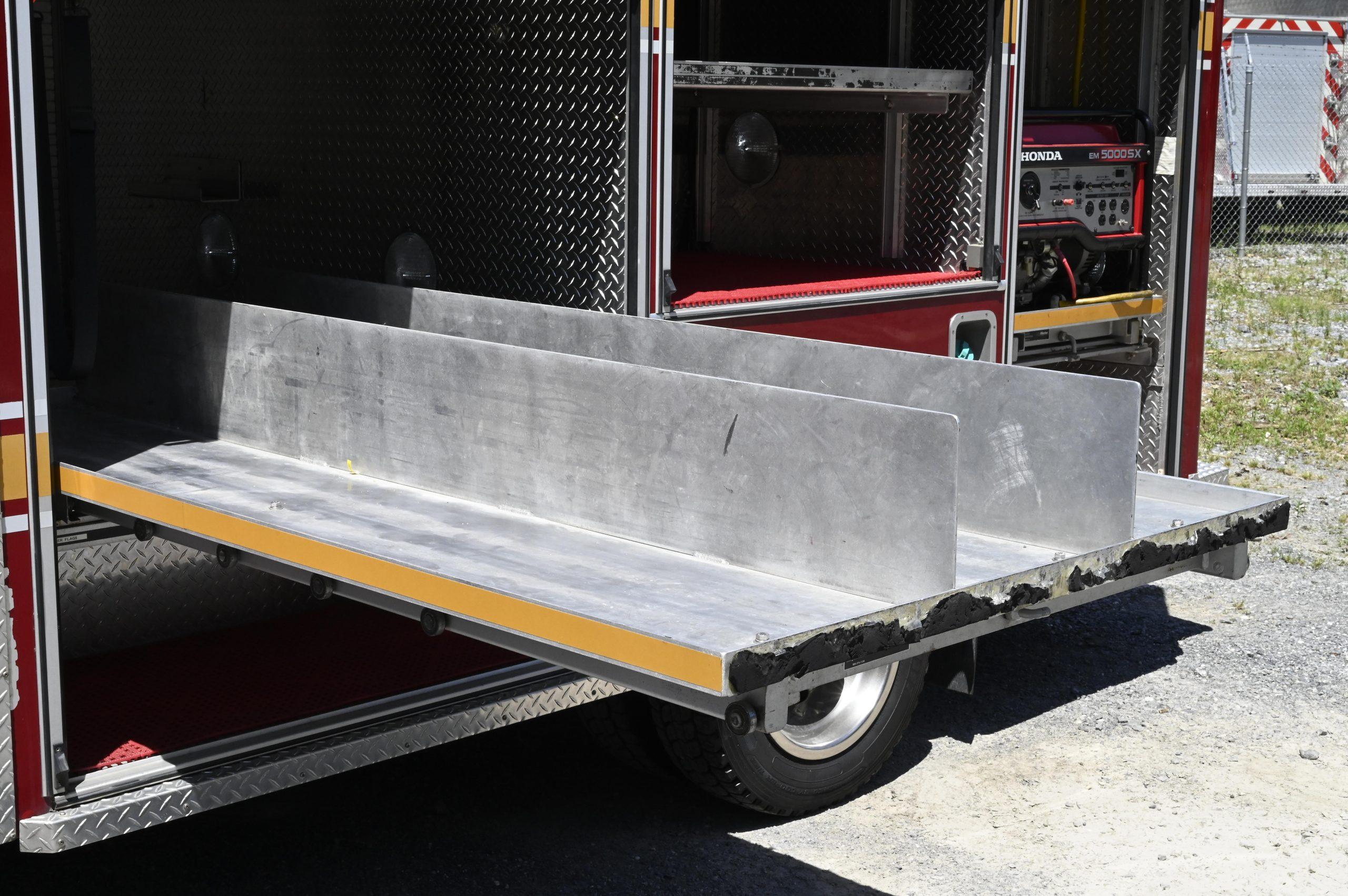 2008 GMC Medium Duty Rescue / Utility / Traffic Truck - image 17