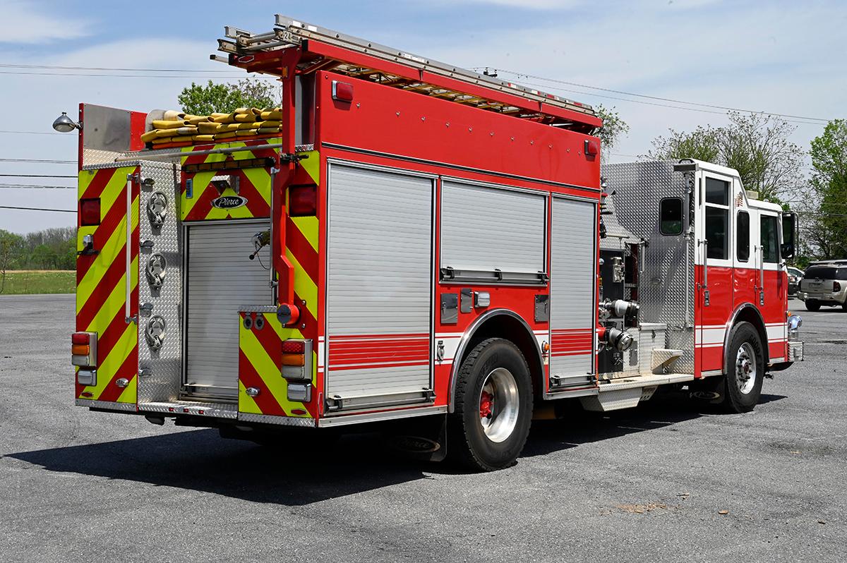 2011 Pierce 1250/1000 Rural Pumper with rear dump - image 4