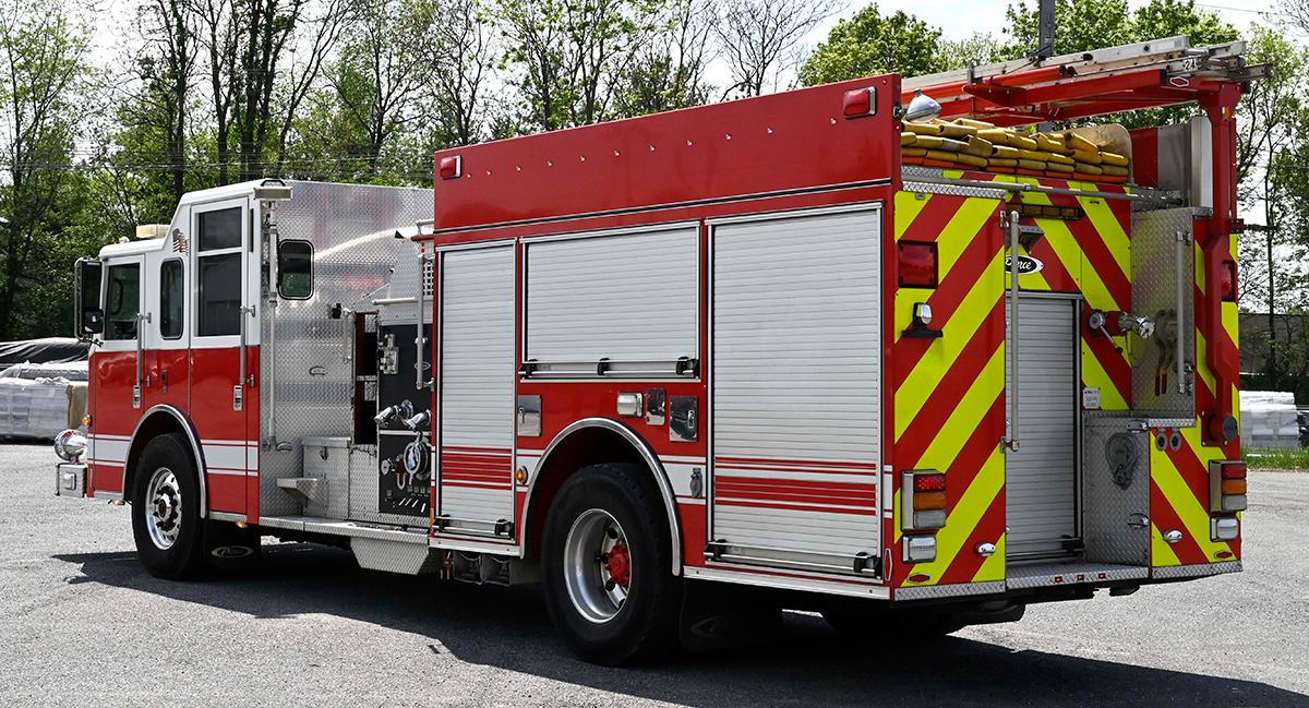 2011 Pierce 1250/1000 Rural Pumper with rear dump - image 5