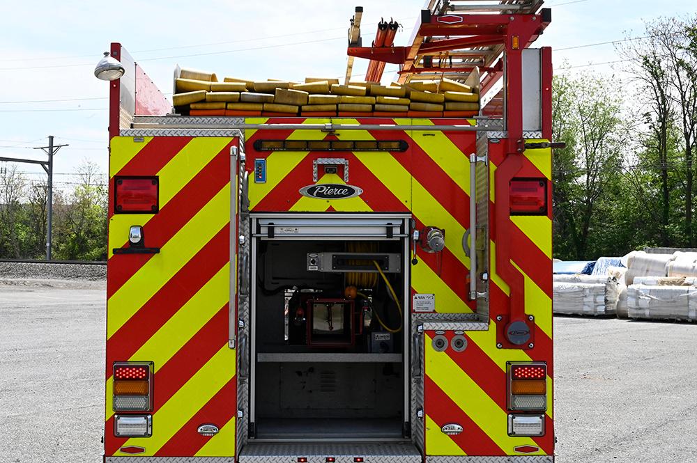 2011 Pierce 1250/1000 Rural Pumper with rear dump - image 10