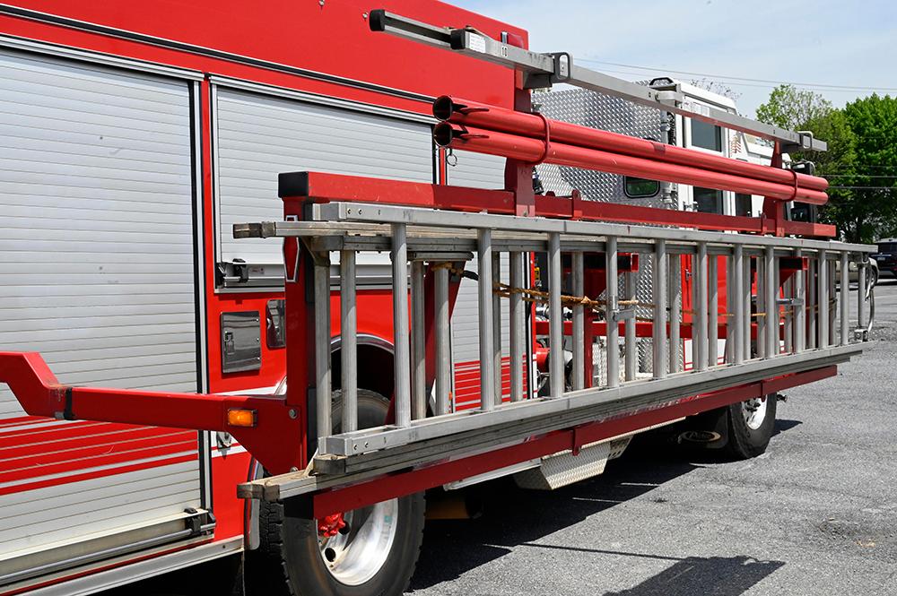 2011 Pierce 1250/1000 Rural Pumper with rear dump - image 15