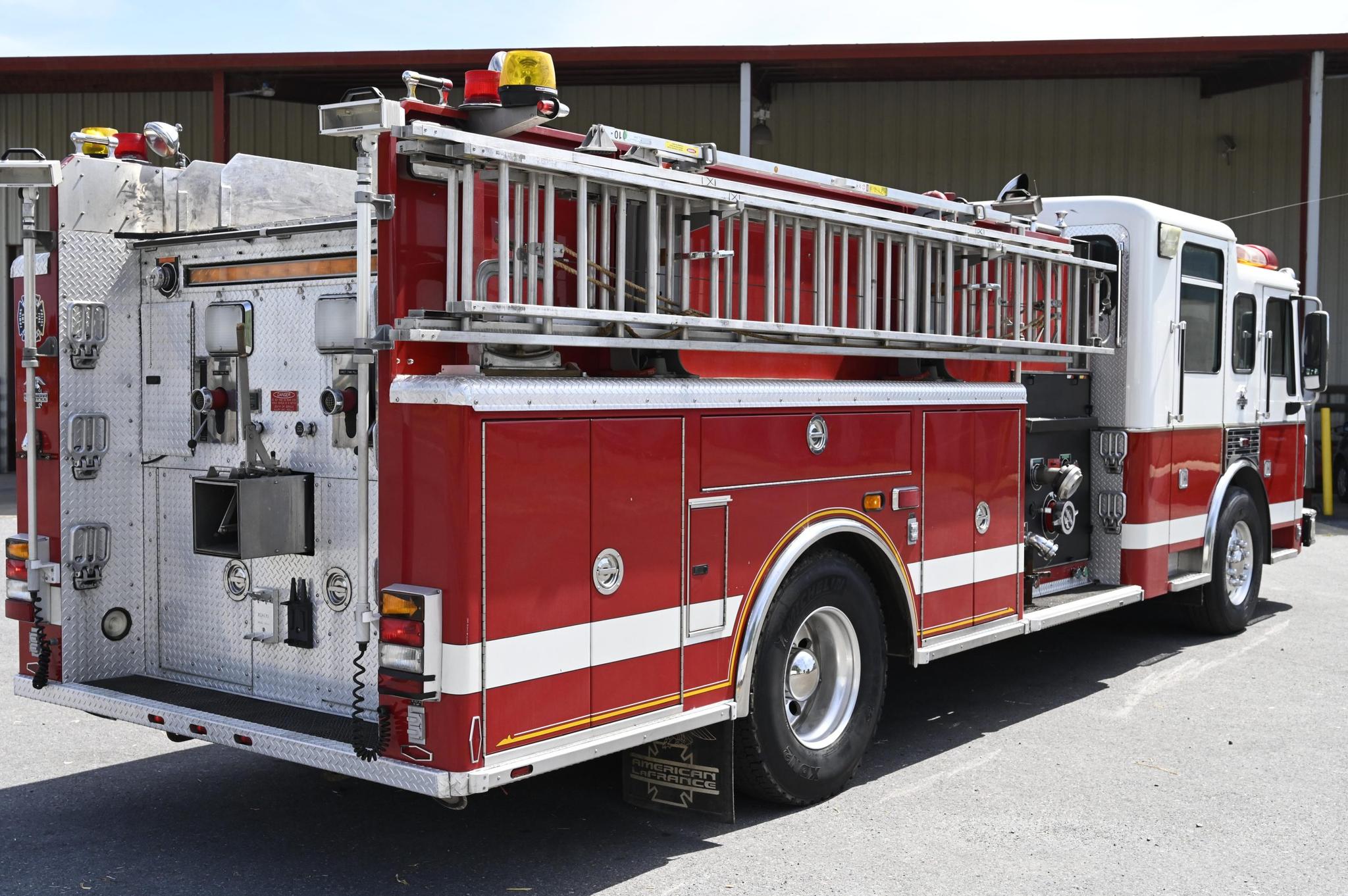 2001 ALF 1250/1250 Rural Pumper with Rear dump - image 4