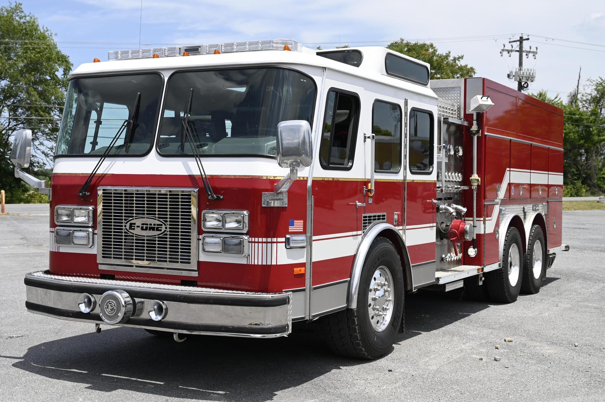 1995 E-One 1500/2000 Pumper Tanker - image 1