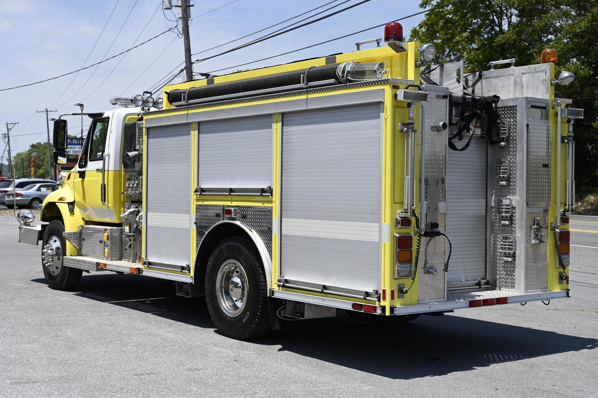 2009 International/E-One 1500/1000 Rural Pumper - image 3